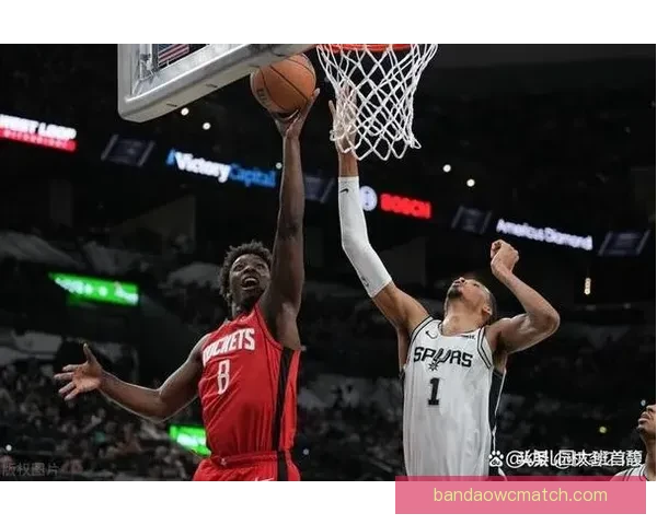 班亚马表现颠覆篮球认知 某教练称他可完全压制亚历山大中投